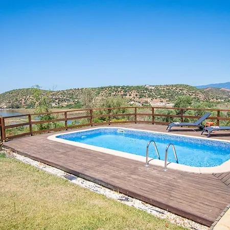 Countryside Oasis Near Nyaraló Silves