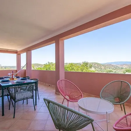 Countryside Oasis Near Nyaraló
